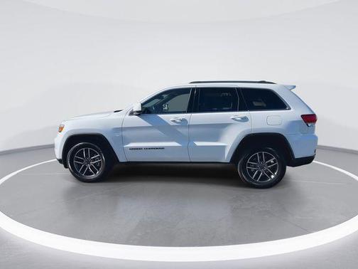2020 Jeep Grand Cherokee Laredo E