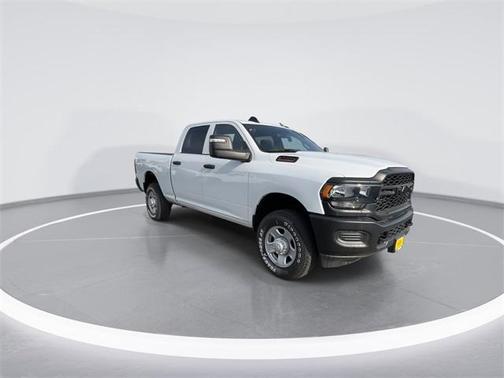 2023 RAM 2500 Tradesman Crew Cab 4x4 64' Box