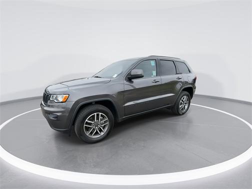 2020 Jeep Grand Cherokee Laredo E
