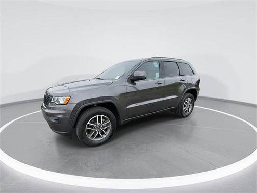 2020 Jeep Grand Cherokee Laredo E