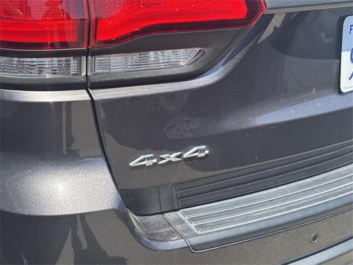 2020 Jeep Grand Cherokee Laredo E