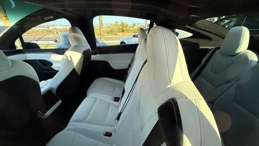 2022 Tesla Model X Base