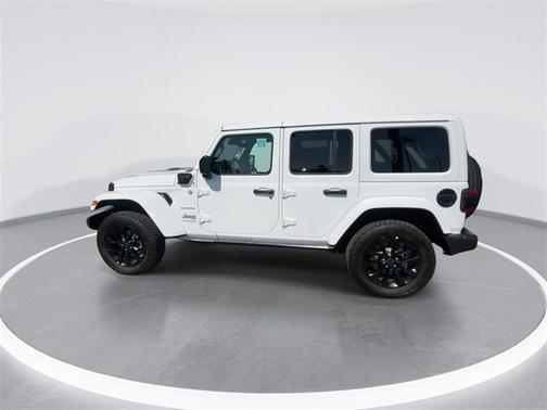 2024 Jeep Wrangler Sahara 4xe