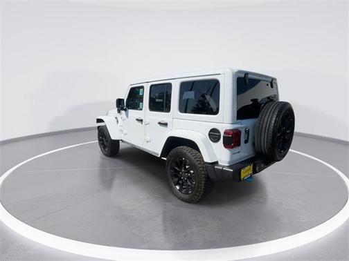 2024 Jeep Wrangler Sahara 4xe