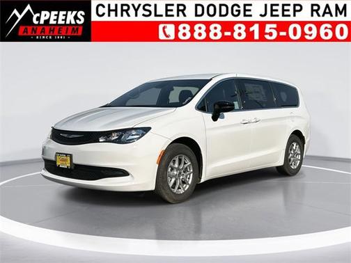 2025 Chrysler Voyager LX