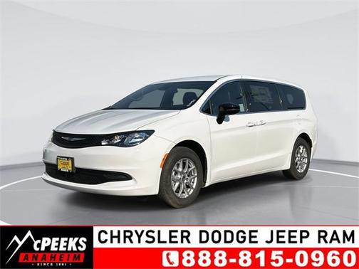 2025 Chrysler Voyager LX