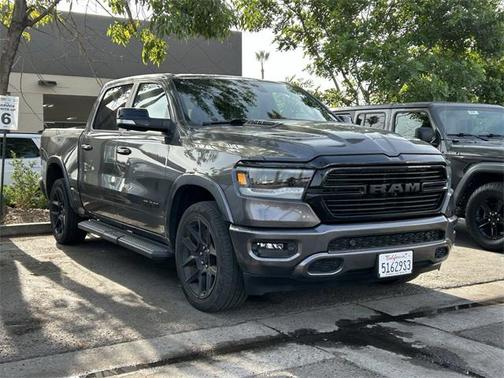 2022 RAM 1500 Laramie Crew Cab 4x2 57' Box