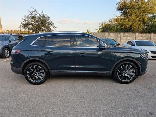 2021 Lincoln Nautilus Reserve