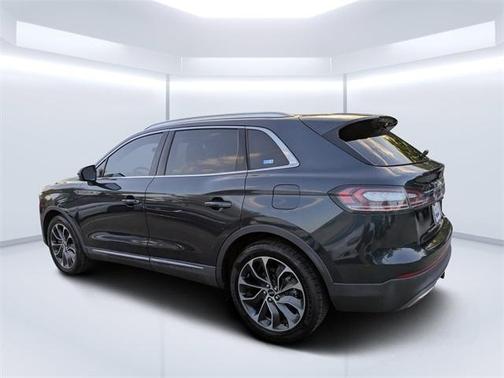 2021 Lincoln Nautilus Reserve