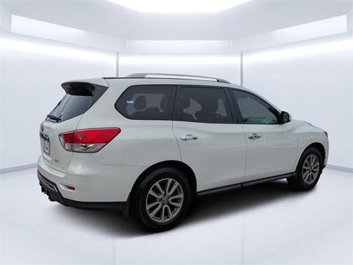 2014 Nissan Pathfinder SV