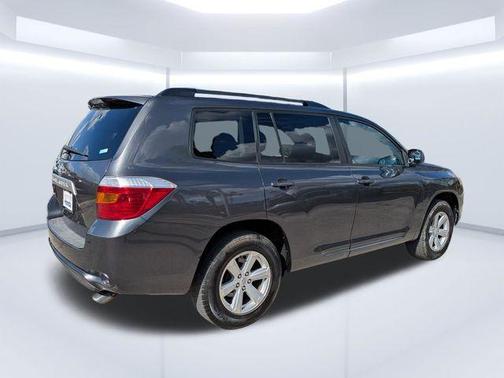 2010 Toyota Highlander SE