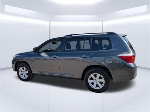 2010 Toyota Highlander SE