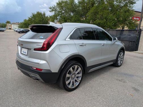 2019 Cadillac XT4 Premium Luxury
