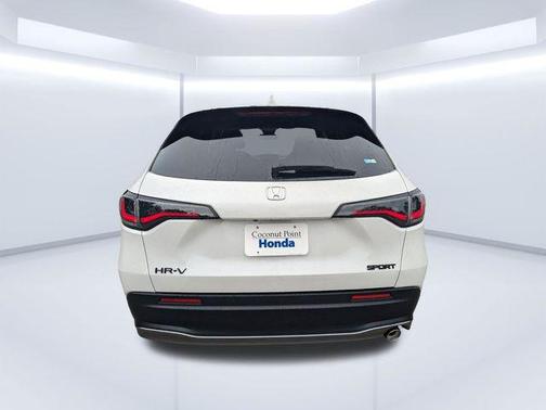 Platinum White Pearl 2026 Honda HR-V Sport