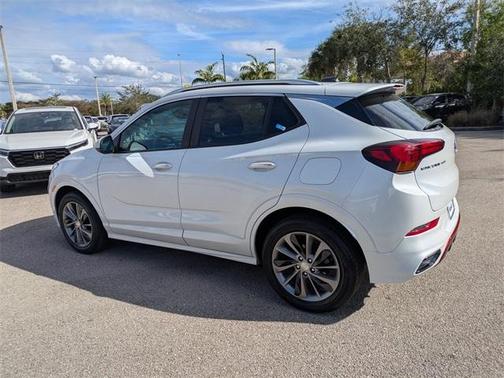 2022 Buick Encore GX Select