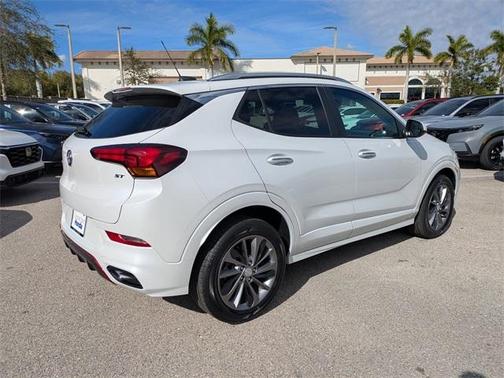 2022 Buick Encore GX Select