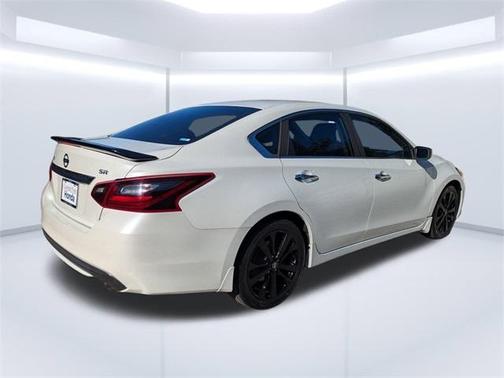 2017 Nissan Altima 2.5 SR