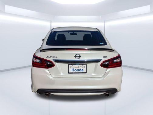 2017 Nissan Altima 2.5 SR