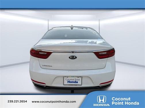 2017 Kia Cadenza Premium