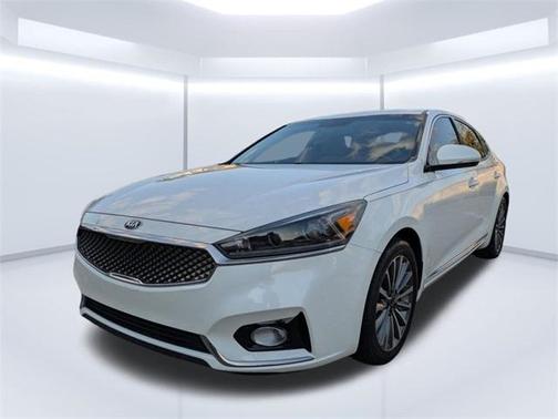 2017 Kia Cadenza Premium