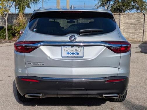 2021 Buick Enclave Essence