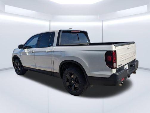 Platinum White Pearl 2026 Honda Ridgeline Black Edition