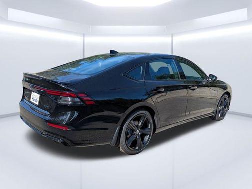 Crystal Black Pearl 2026 Honda Accord Hybrid Sport-L