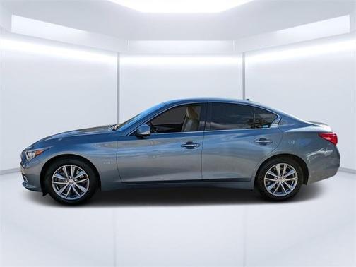 2016 INFINITI Q50 2.0T Premium