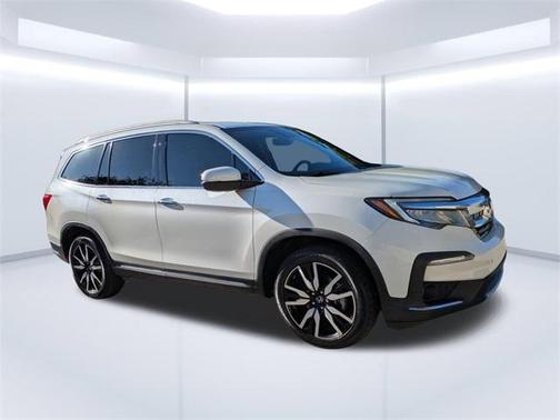 2019 Honda Pilot Touring 8-Passenger