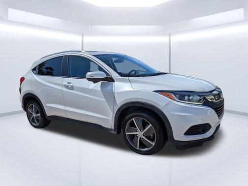 White 2021 Honda HR-V EX