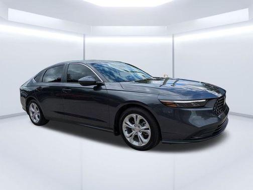 Meteorite Gray Metallic 2025 Honda Accord LX