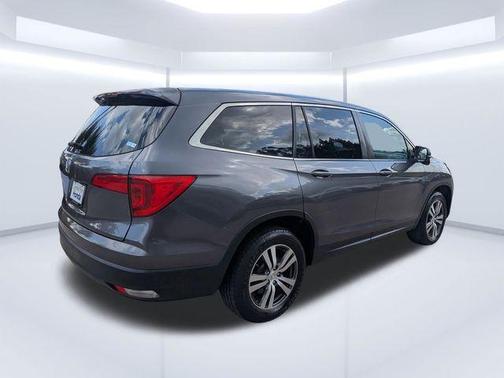 Modern Steel Metallic 2018 Honda Pilot EX-L