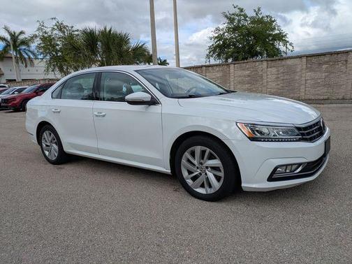 2018 Volkswagen Passat 2.0T SE