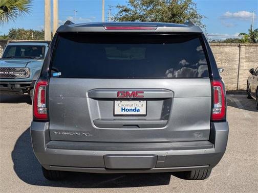 2019 GMC Yukon XL SLT