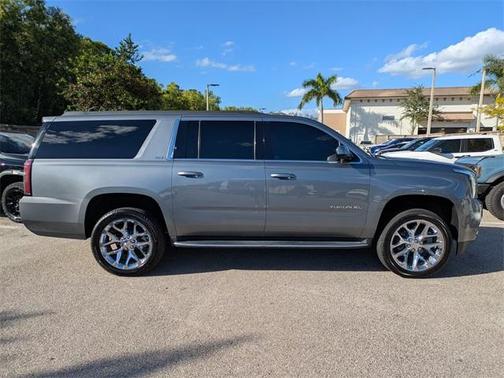 2019 GMC Yukon XL SLT