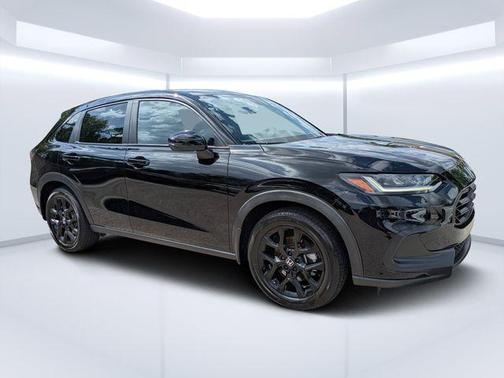 Crystal Black Pearl 2024 Honda HR-V Sport