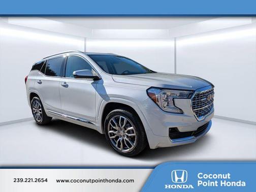 2023 GMC Terrain Denali