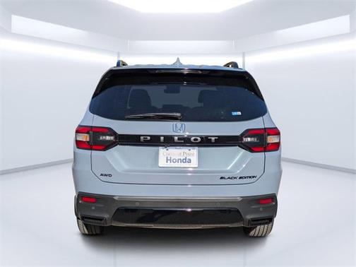 2026 Honda Pilot Black Edition