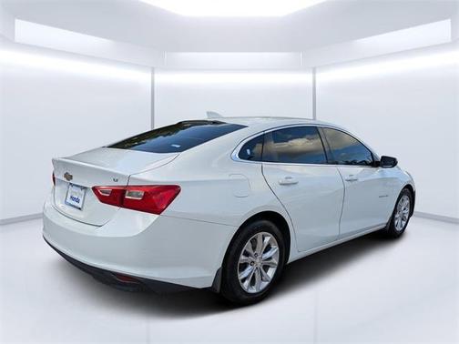 2017 Chevrolet Malibu 1LT