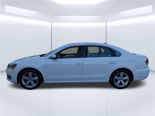 2013 Volkswagen Passat 2.5 SE