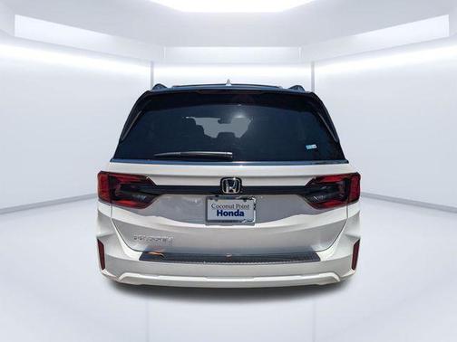 Platinum White Pearl 2026 Honda Odyssey EX-L
