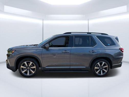 Modern Steel Metallic 2023 Honda Pilot Touring
