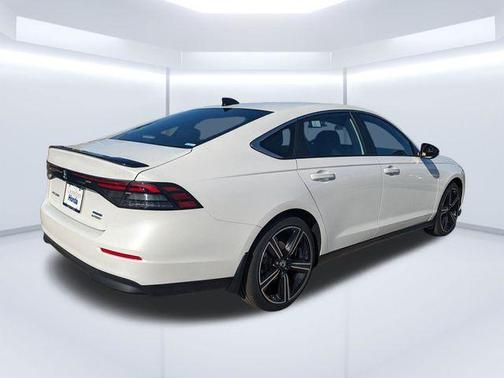 Platinum White Pearl 2026 Honda Accord Hybrid Sport