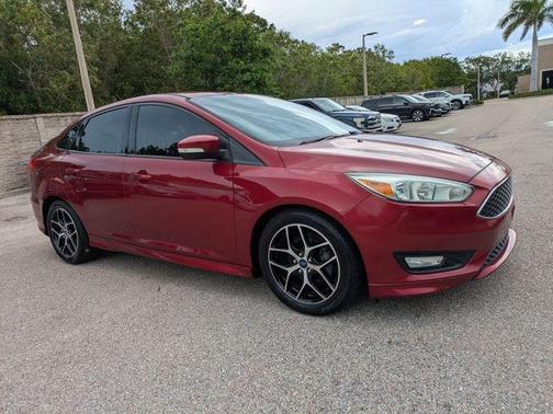 Ruby Red Metallic Tinted Clearcoat 2015 Ford Focus SE