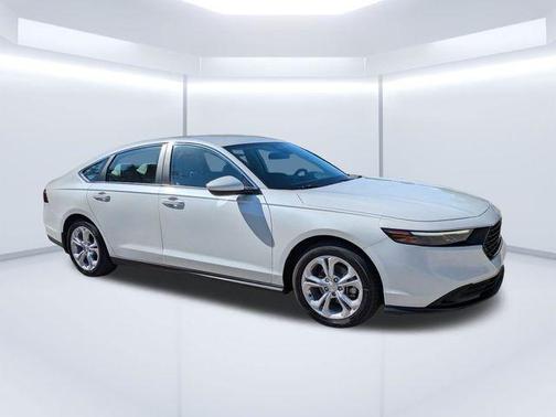 Platinum White Pearl 2024 Honda Accord LX