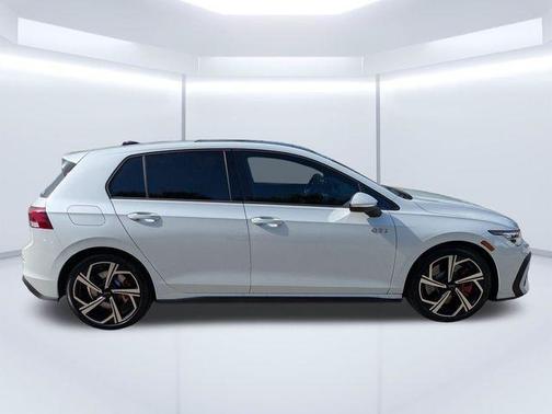 Opal White Pearl 2026 Volkswagen Golf GTI 2.0T SE