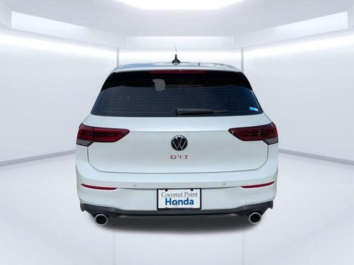 Opal White Pearl 2026 Volkswagen Golf GTI 2.0T SE
