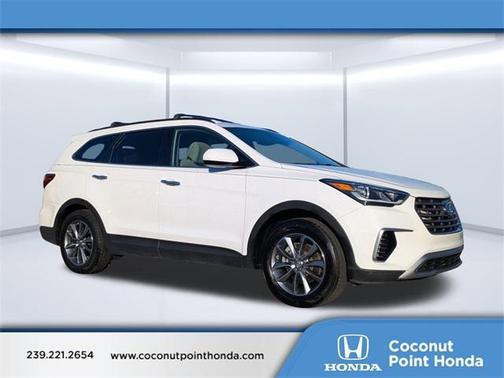 2017 Hyundai SANTA FE SE