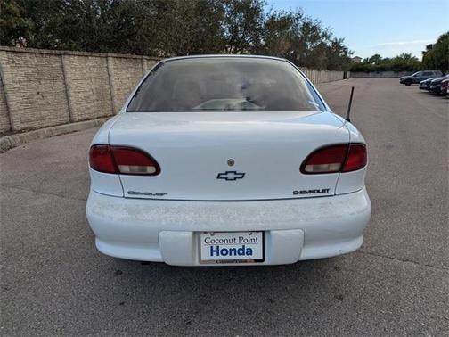 1998 Chevrolet Cavalier Base