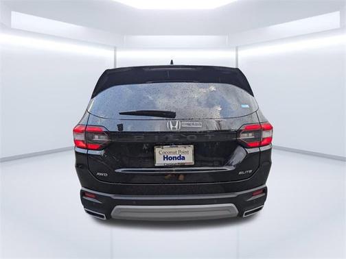 2025 Honda Pilot Elite